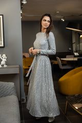 Silver Maxi Dress avec éclat argenté