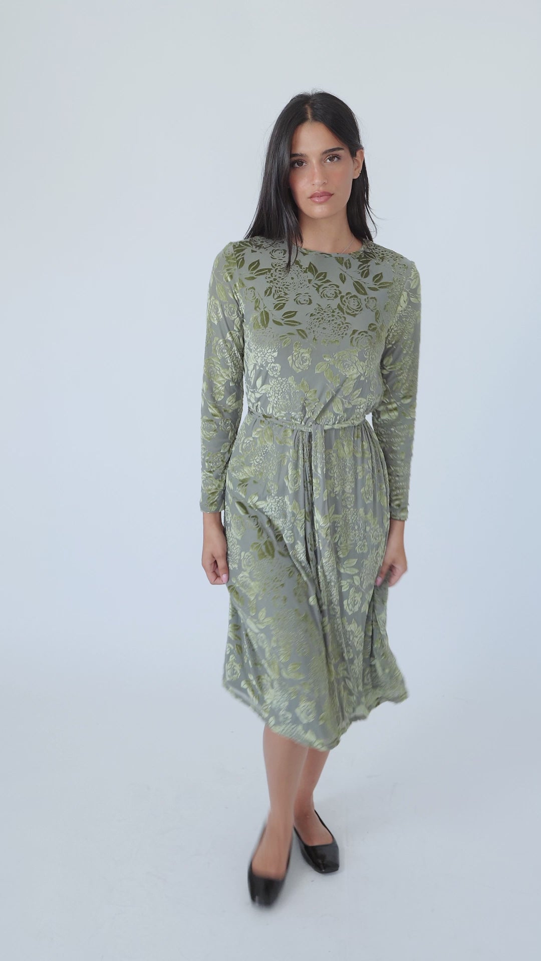 New Swing Floral Velvet Dress: Olive