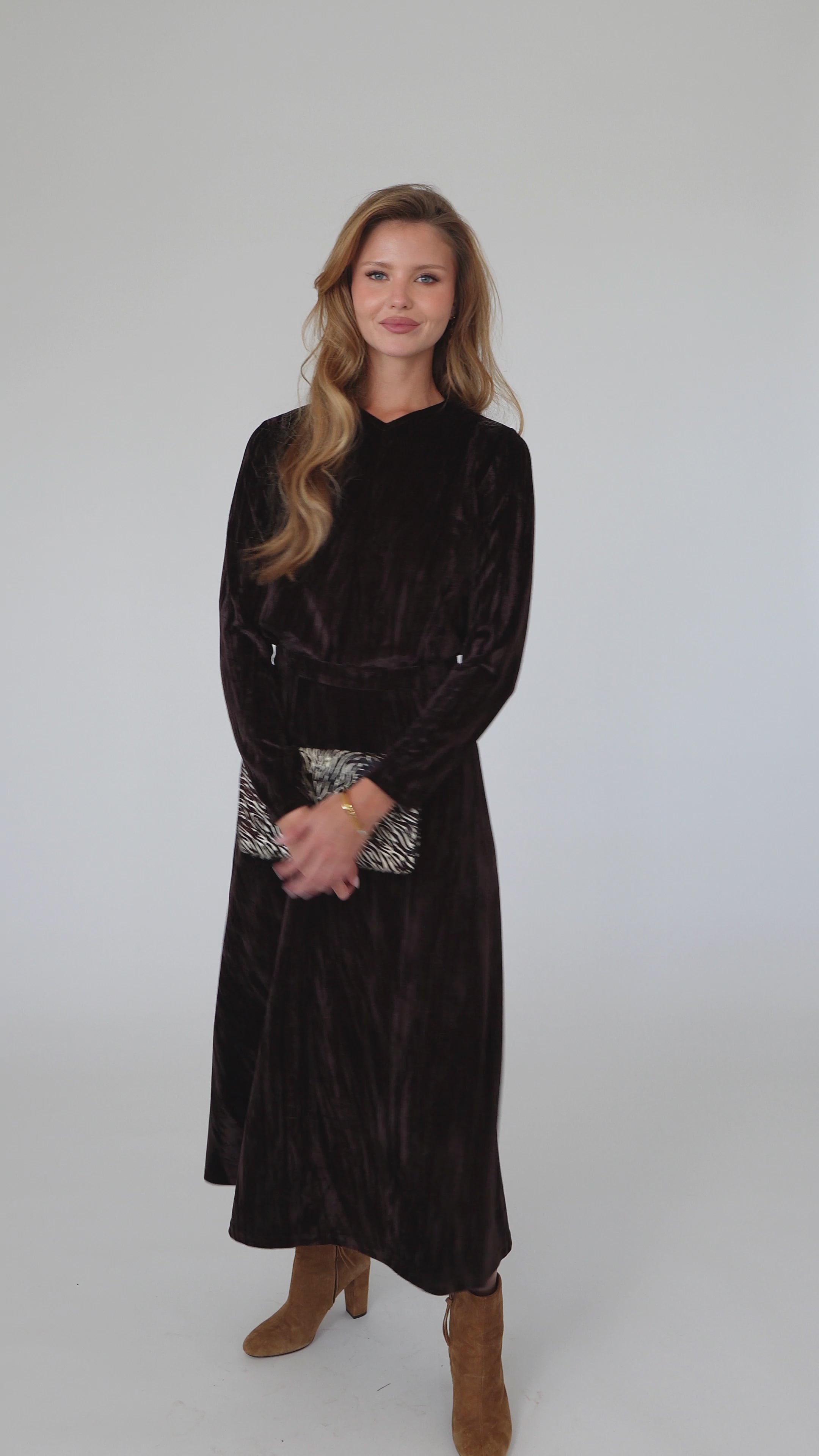 Velvet Midi Skirt - Hazelnut