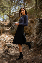 DARK GREY RIBBED BASIC TOP