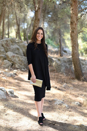 The Black Asymmetrical Top